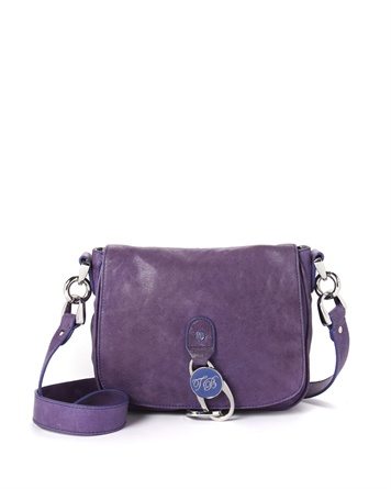 Ark dog clip detailing £49