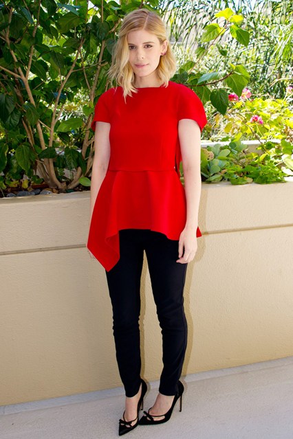 kate-mara-vogue-7apr14-rex_b_426x639