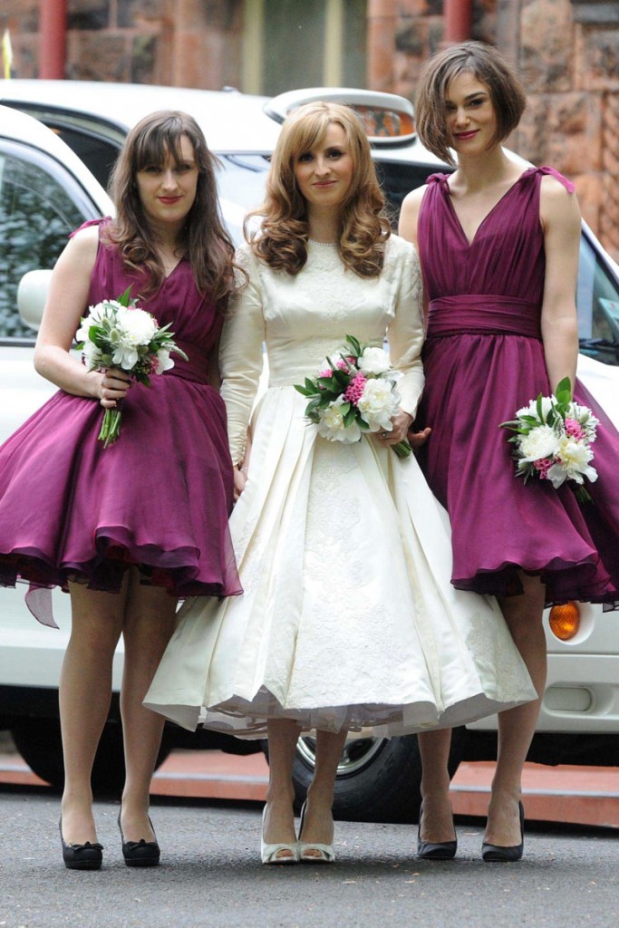 54abf21f76e98_-_elle-01-celebrity-bridesmaids-keira